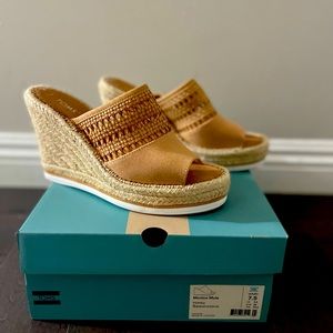 Toms “Monica Mule” Wedge